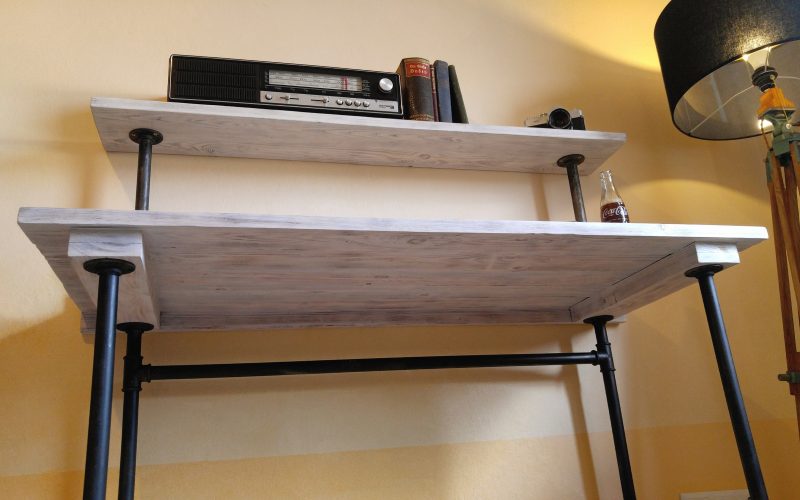 pallet-pipe-desk-industraial-DIY-rasek